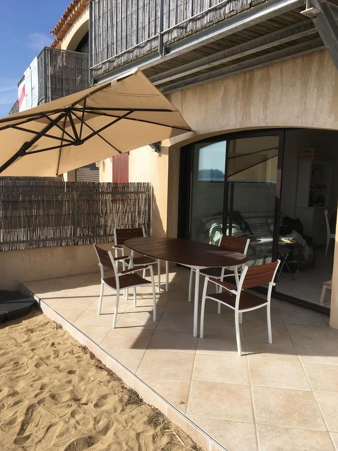 Appartement Face A La Mer La Croix-Valmer Exterior photo
