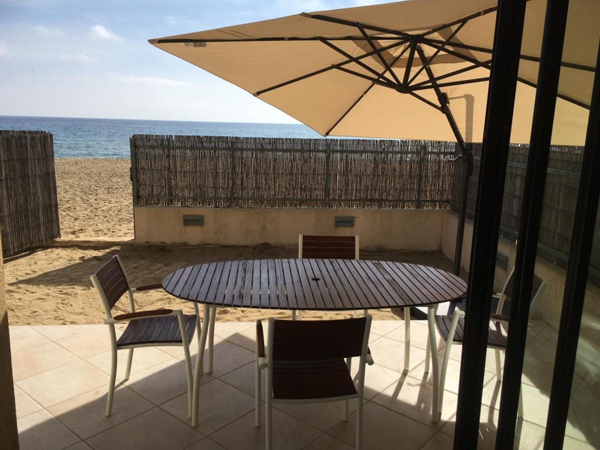 Appartement Face A La Mer La Croix-Valmer Exterior photo