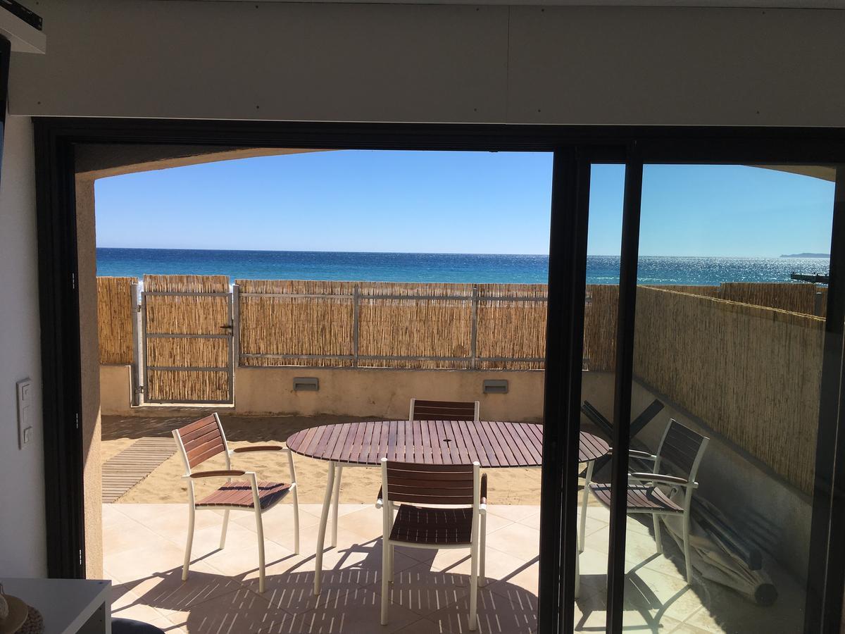 Appartement Face A La Mer La Croix-Valmer Exterior photo