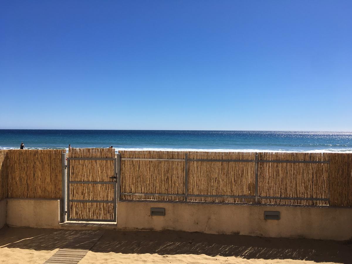 Appartement Face A La Mer La Croix-Valmer Exterior photo
